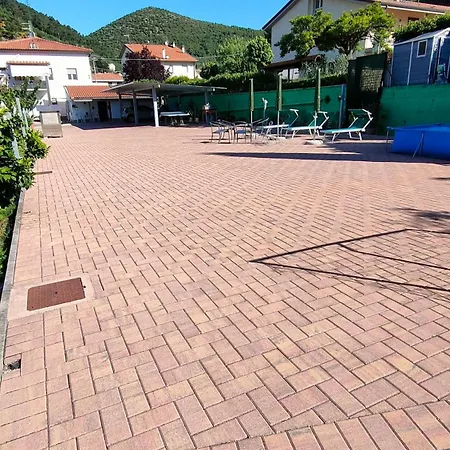 アパート La Tenuta Di Eva ピサ